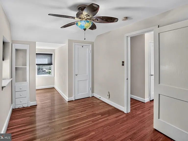 5915 Ryland Dr — Photo 15