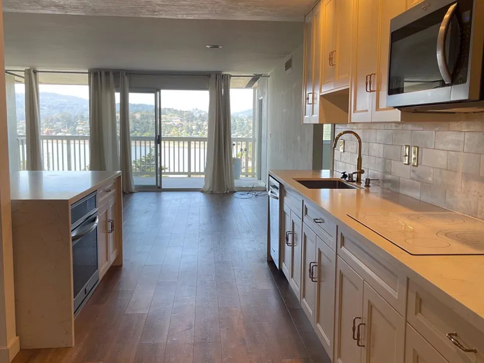 Chef's kitchen