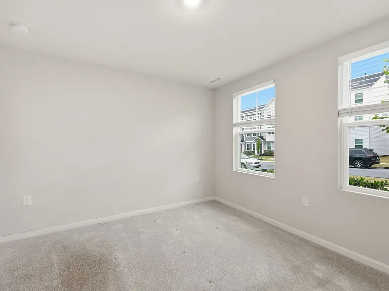 324 Hemley Trl — Photo 28