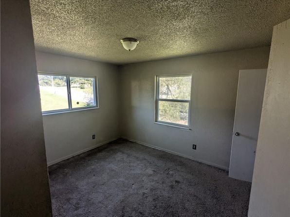 kansas-city-missouri-457037635 picture