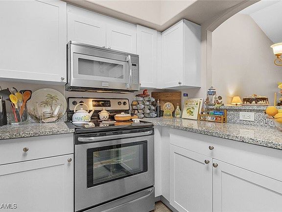 3rd image of 4154 Castilla Cir APT 201