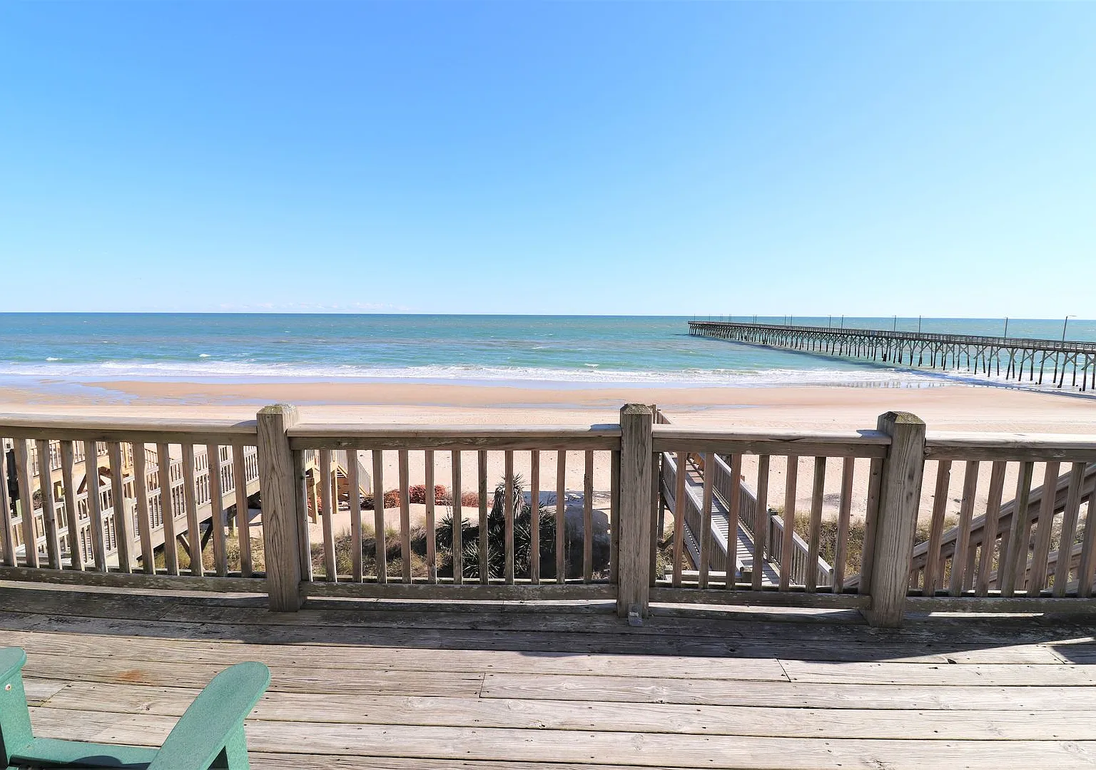 Pet Friendly Off Season Rental 4 Bedroom Oceanfront next to North Topsail Seaview Pier available ... — Photo 4