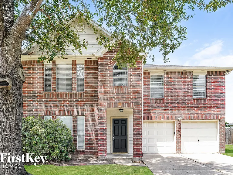 518 Foxglove Dr — Photo 1