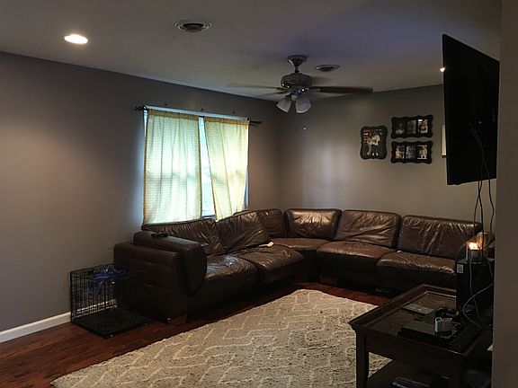3rd image of 3441 N Fountaincrest Dr