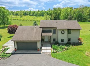 838 Able Rd, Buchanan, MI 49107