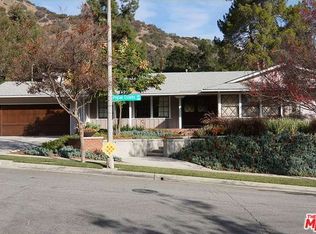 1585 Pegfair Estates Dr, Pasadena, CA 91103