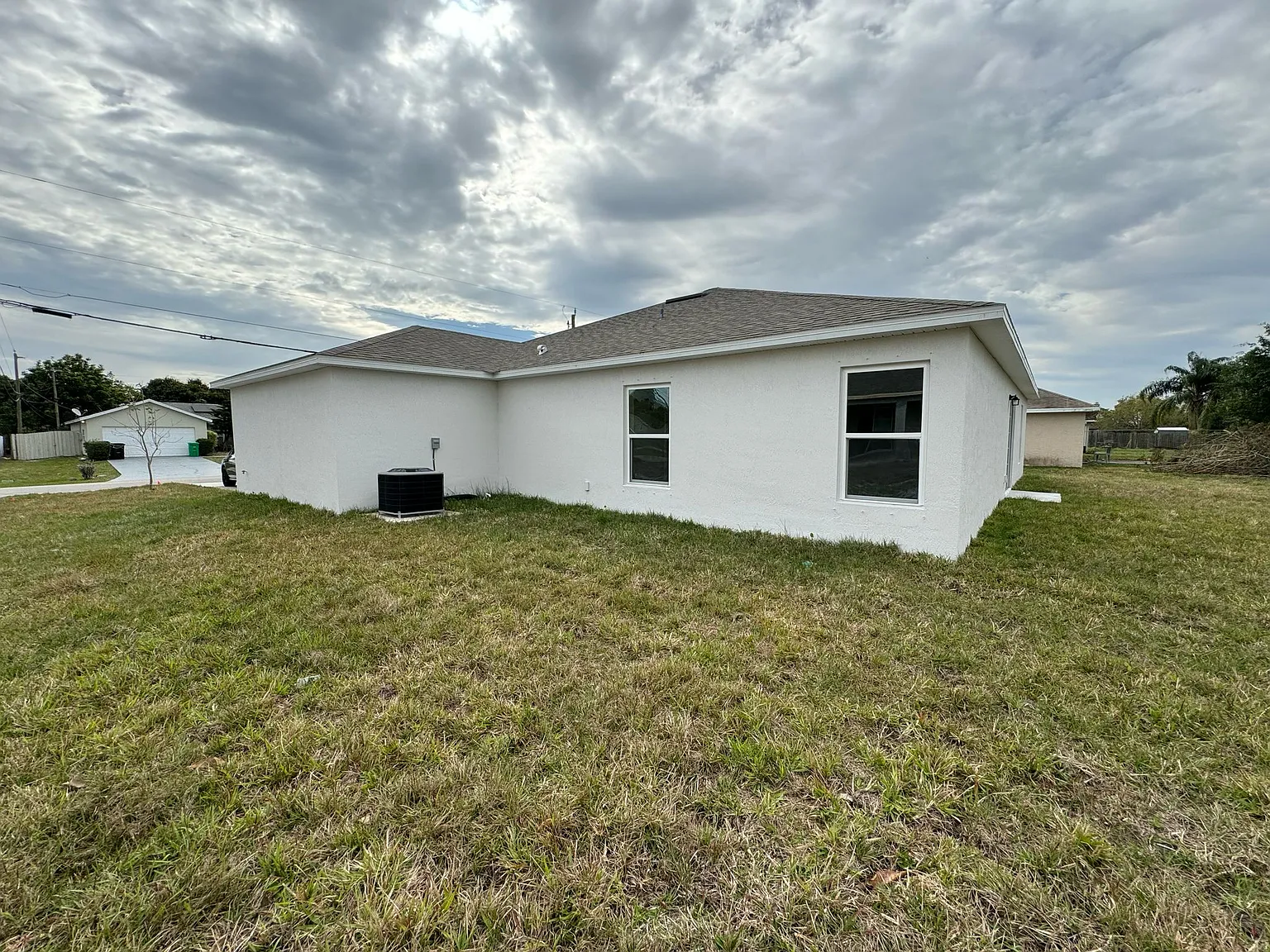 4 bed, 1806 sqft, $2,700 — Photo 4