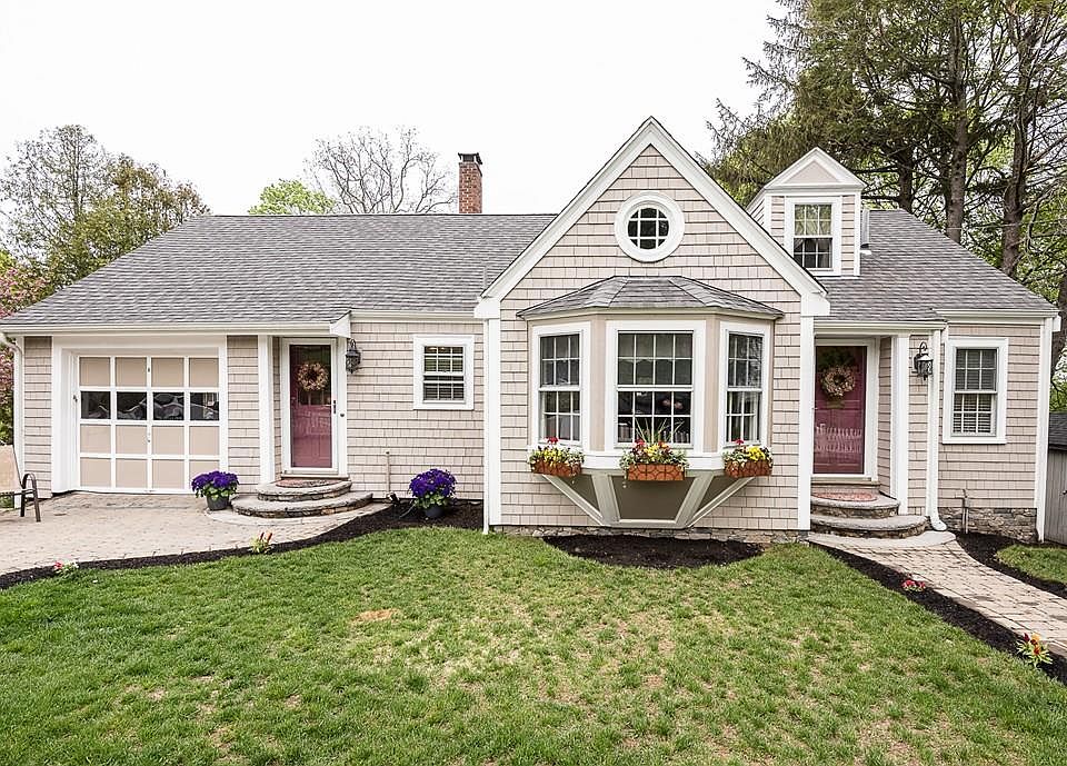 1st image of 133 Hillside Ave