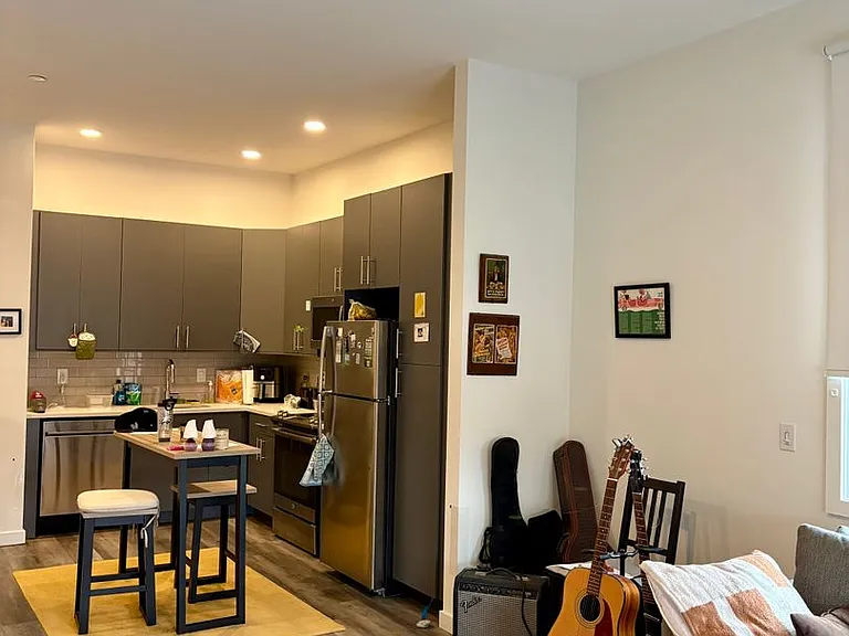 2559 Amber - Residential — Photo 11