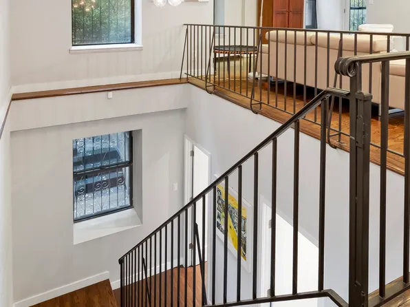 11 Sterling Place image 11 of 15