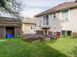 837 Villance St, Victoria, BC V8X 2P5