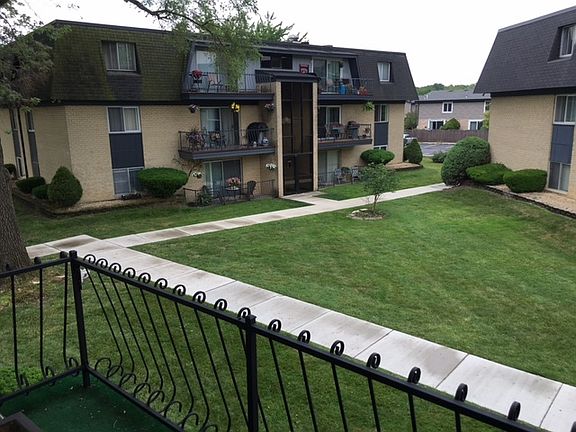 4th image of 11106 S 84th Ave APT 2A