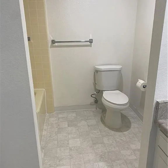 367 Avenida Castilla #A — Photo 7