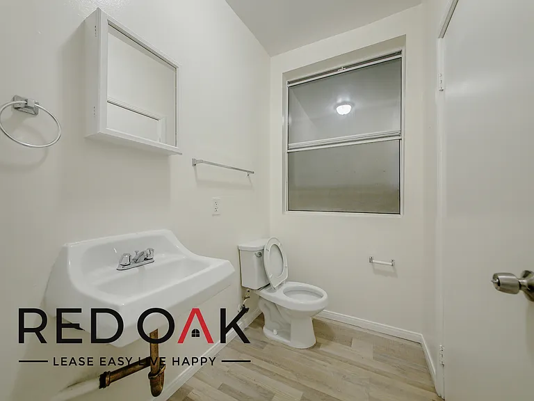692 Valencia St #309 — Photo 14