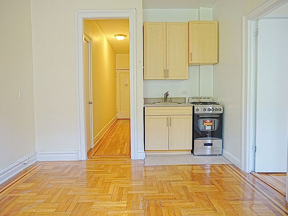 1st image of 3252 33rd St #A/8