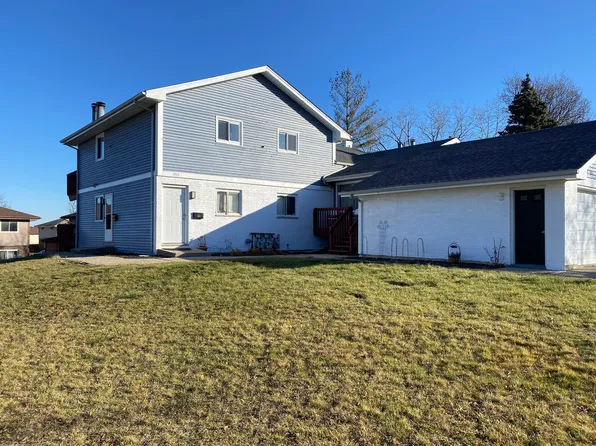 616 Rosner Dr, Roselle, IL 60172