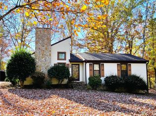 196 Chestnut Ln, Madison, NC 27025