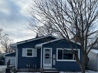 4167 Chadwick Ave NE, Grand Rapids, MI 49525