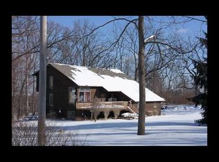 9600 Joslin Lake Rd, Gregory, MI 48137