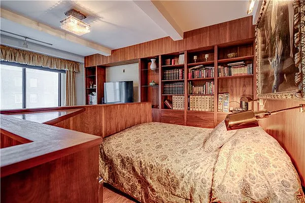 Sold by Lin Pan Realty Group LLC | media 22