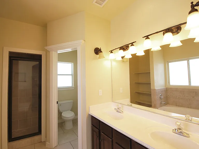 5513 Ignacio Frias Dr — Photo 22