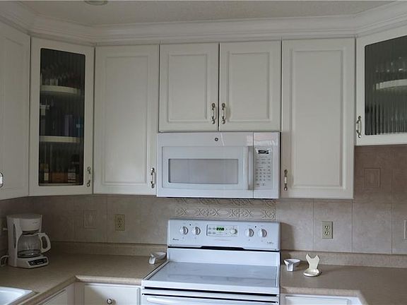 5th image of 15432 E Pond Woods Dr #0