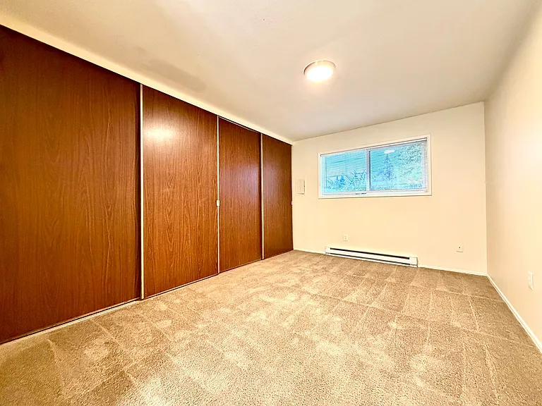 Sweetbriar Apartments — Photo 5