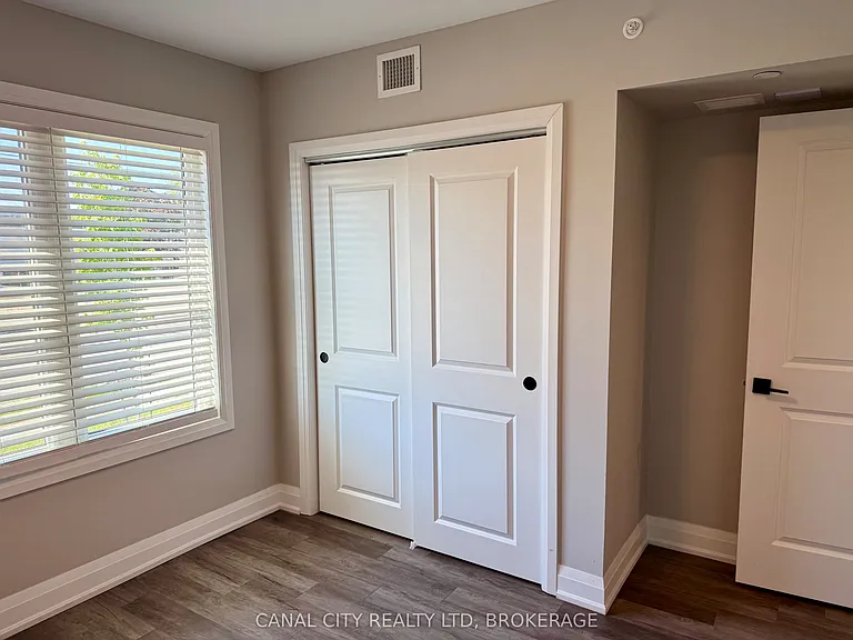 6 Ann St #4 — Photo 11