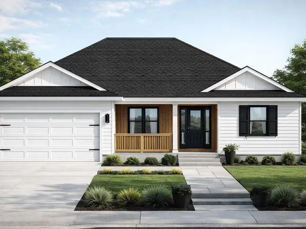 8 Eugene Ct, Defuniak Springs, FL 32433