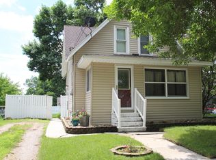 211 16th St NW, Mason City, IA 50401