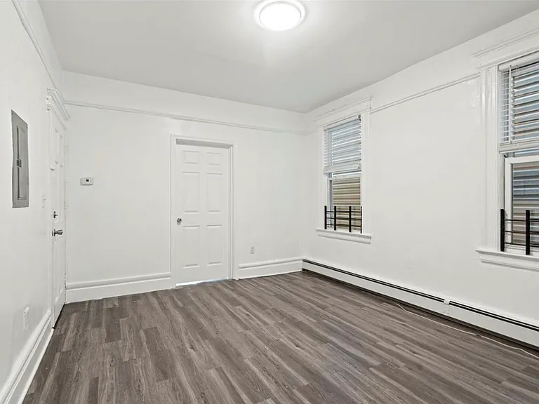 871 S 19th St #1 — Photo 3