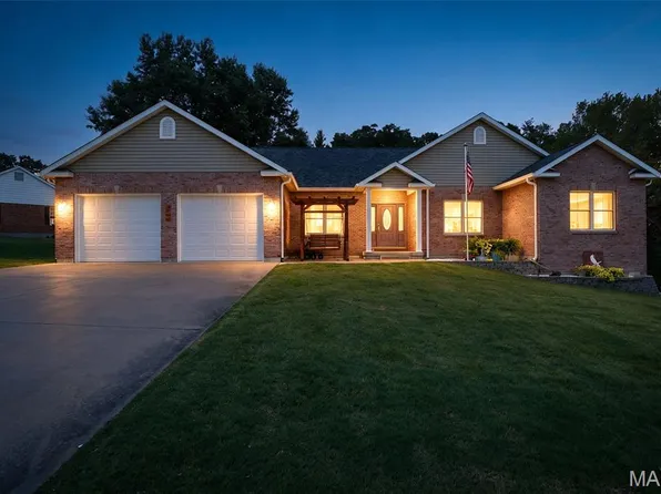 1208 Hollow Oak Ct, Sainte Genevieve, MO 63670