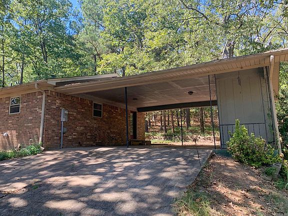 3rd image of 418 Foster Chapel Rd