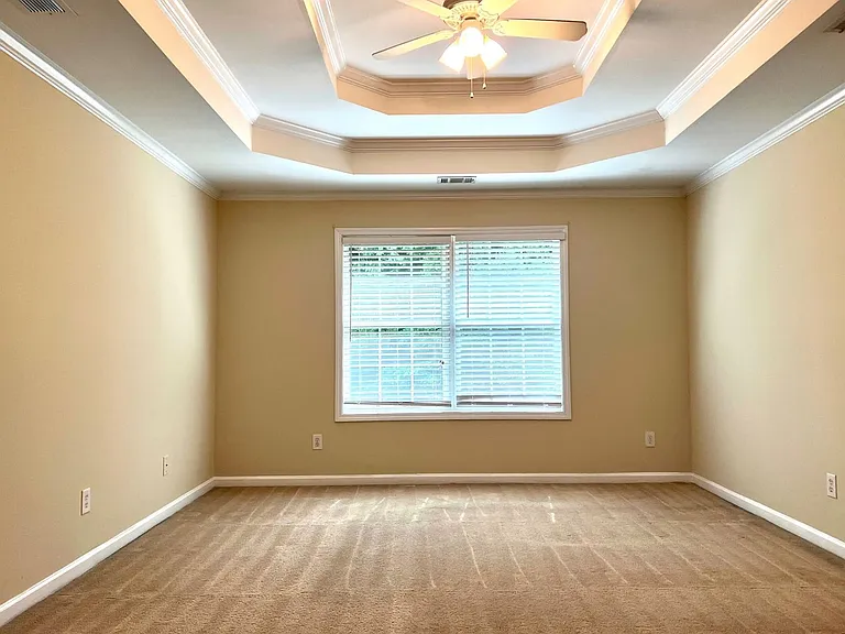 983 Yancey Ct — Photo 11