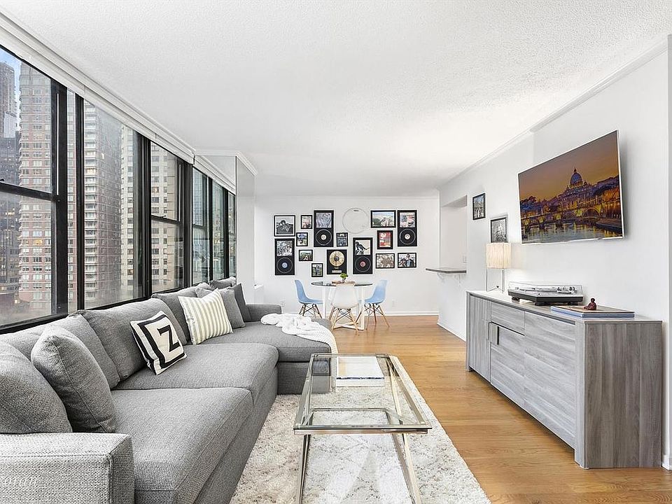 1st image of 301 E 45th St APT 20E