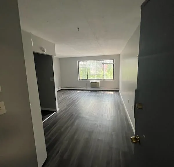 34 Vernon St — Photo 9
