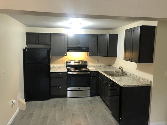 3rd image of 6822 Plaza Dr APT 7