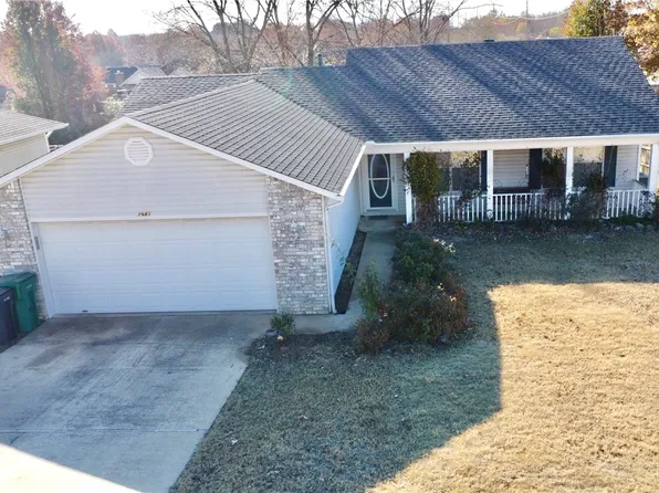 2981 Carley Pl, Springdale, AR 72762