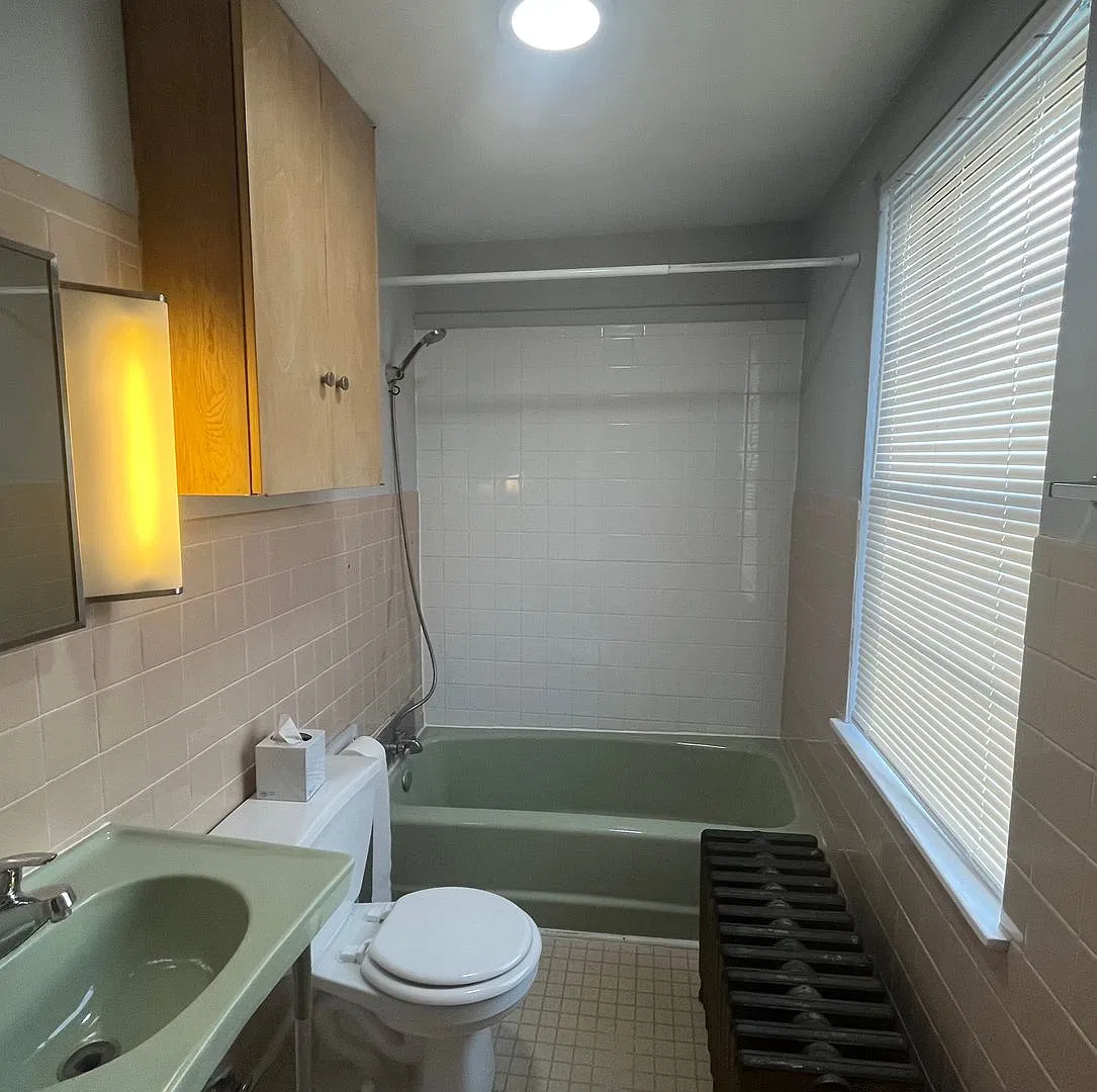 1710 Clawson — Photo 3