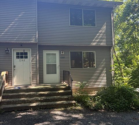 4th image of 1247 Chateau Dr