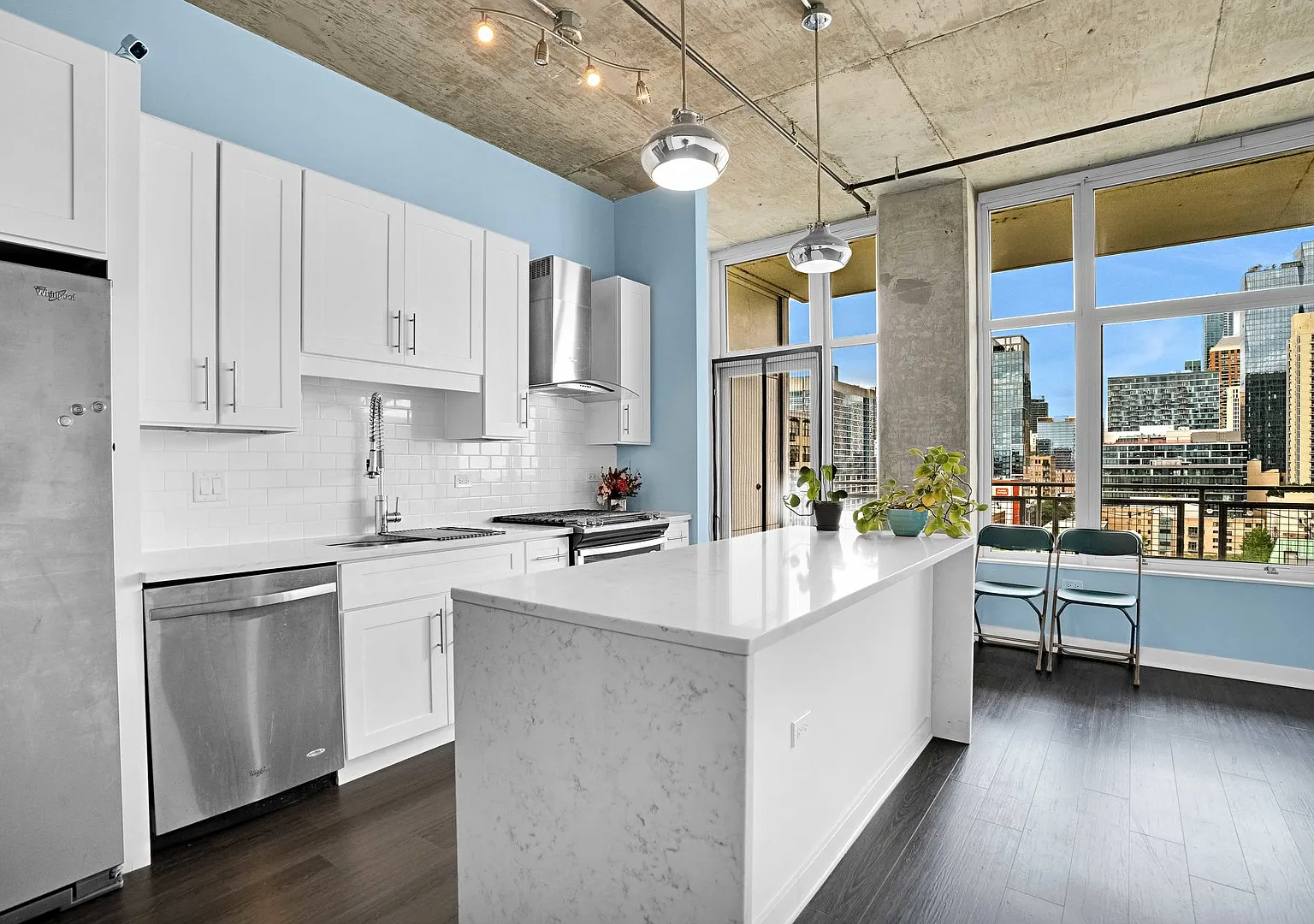 1 bed, 930 sqft, $2,800 — Photo 4