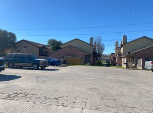 10619 Starcrest Dr, San Antonio, TX 78217