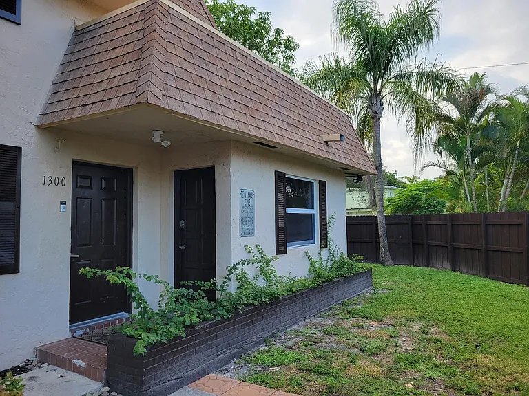1300 NW 4th Ave #B — Photo 6