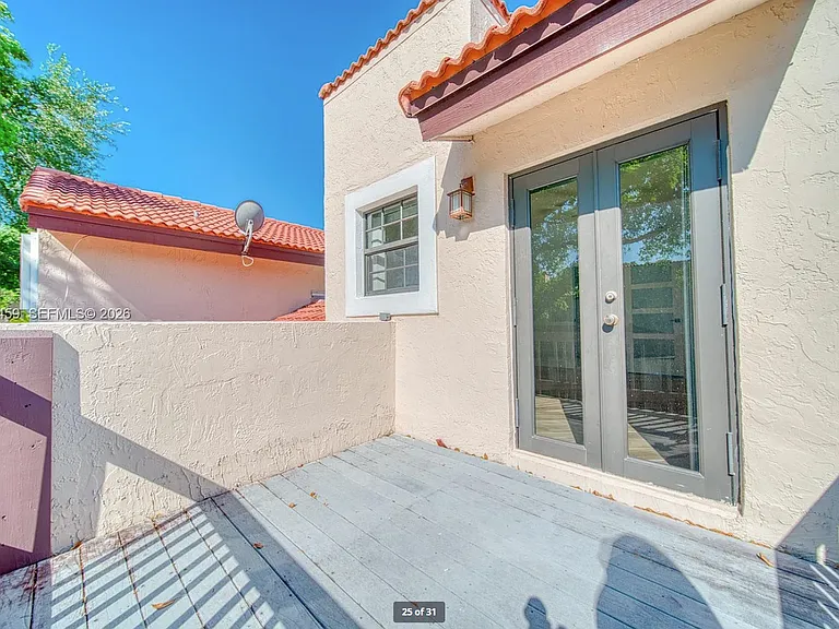 9151 W Sunrise Blvd — Photo 15