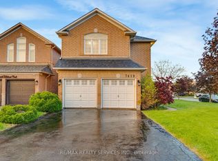 7419 Black Walnut Trl, Mississauga, ON L5N 8A4