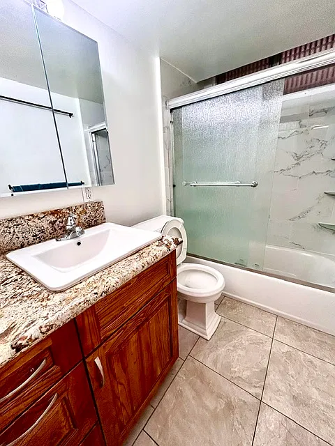 2 bed, 480 sqft, $2,200 — Photo 4