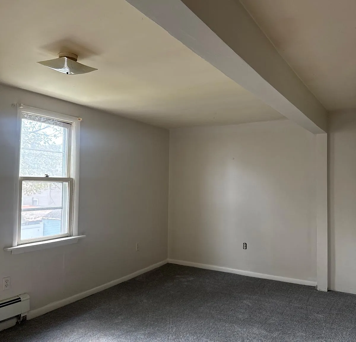 2 bed, $1,050 — Photo 2