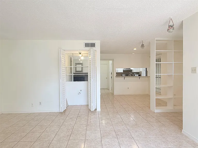 6701 Sands Point Dr #36 — Photo 18