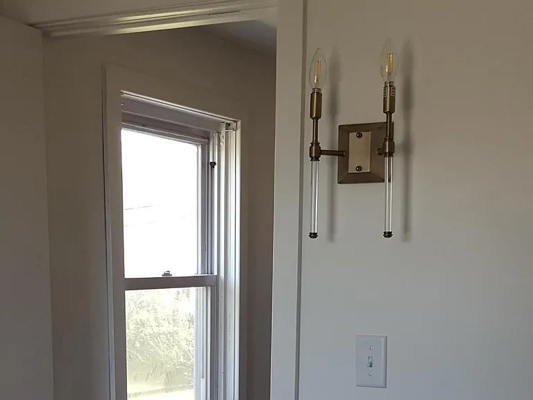 225 W Cherry St #B — Photo 13