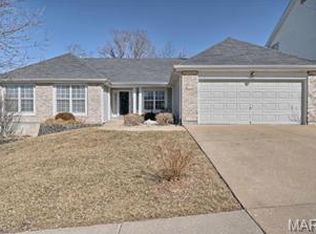 2175 Avalon Ridge Cir, Fenton, MO 63026
